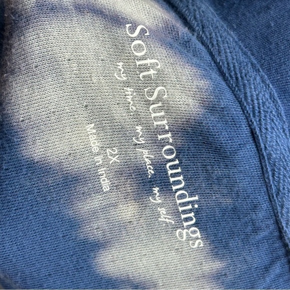 Soft surroundings womens tie dye hoodie - Picture 3 of 5